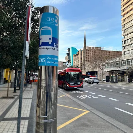 Centro 招待所 3*